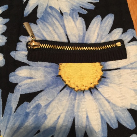 Laundry By Shelli Segal Los Angeles - Picture 4 of 9